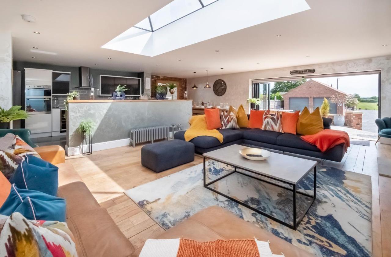 Appartamento The Stables Luxury House With Hot Tub York Esterno foto