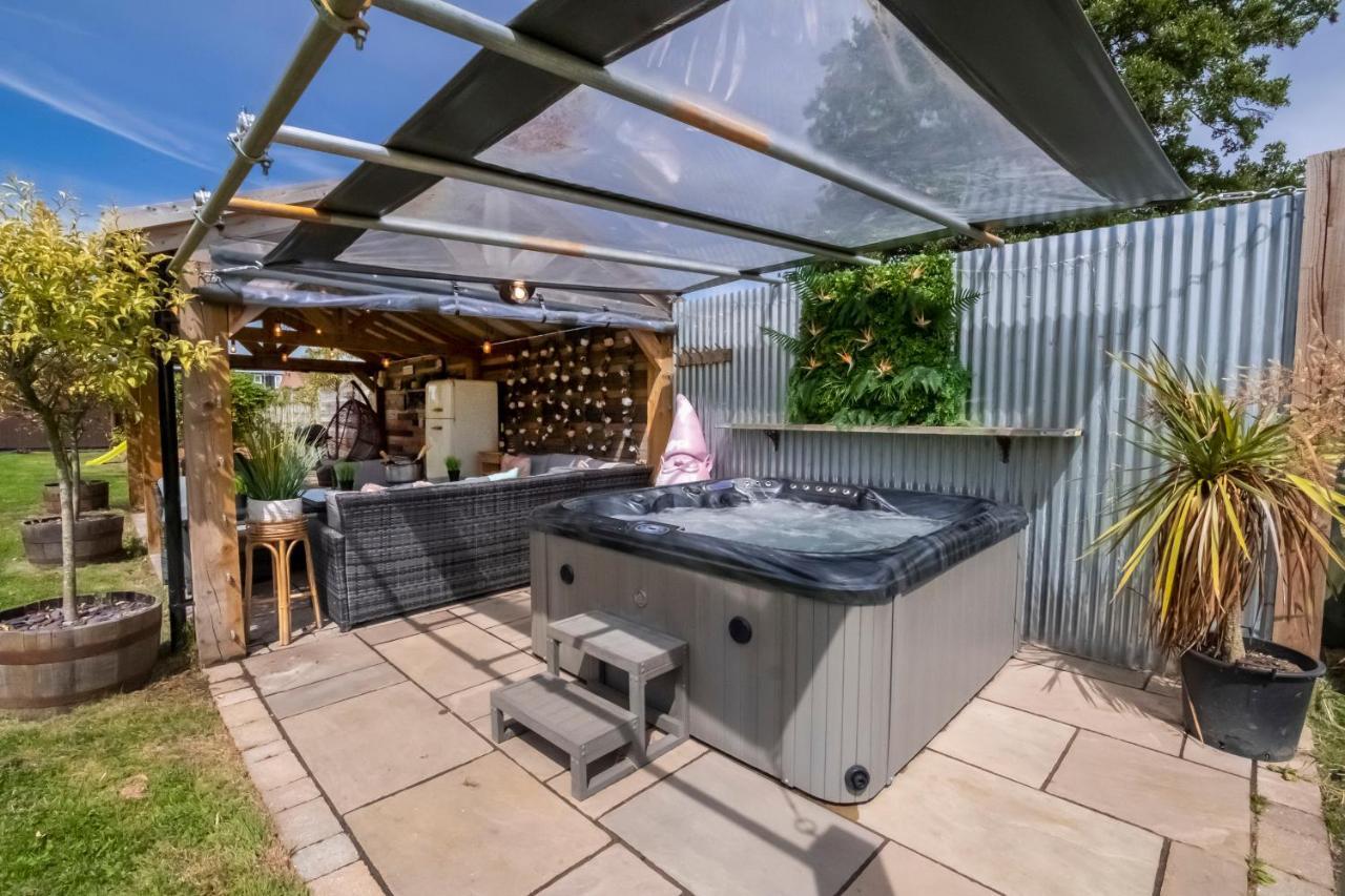 Appartamento The Stables Luxury House With Hot Tub York Esterno foto