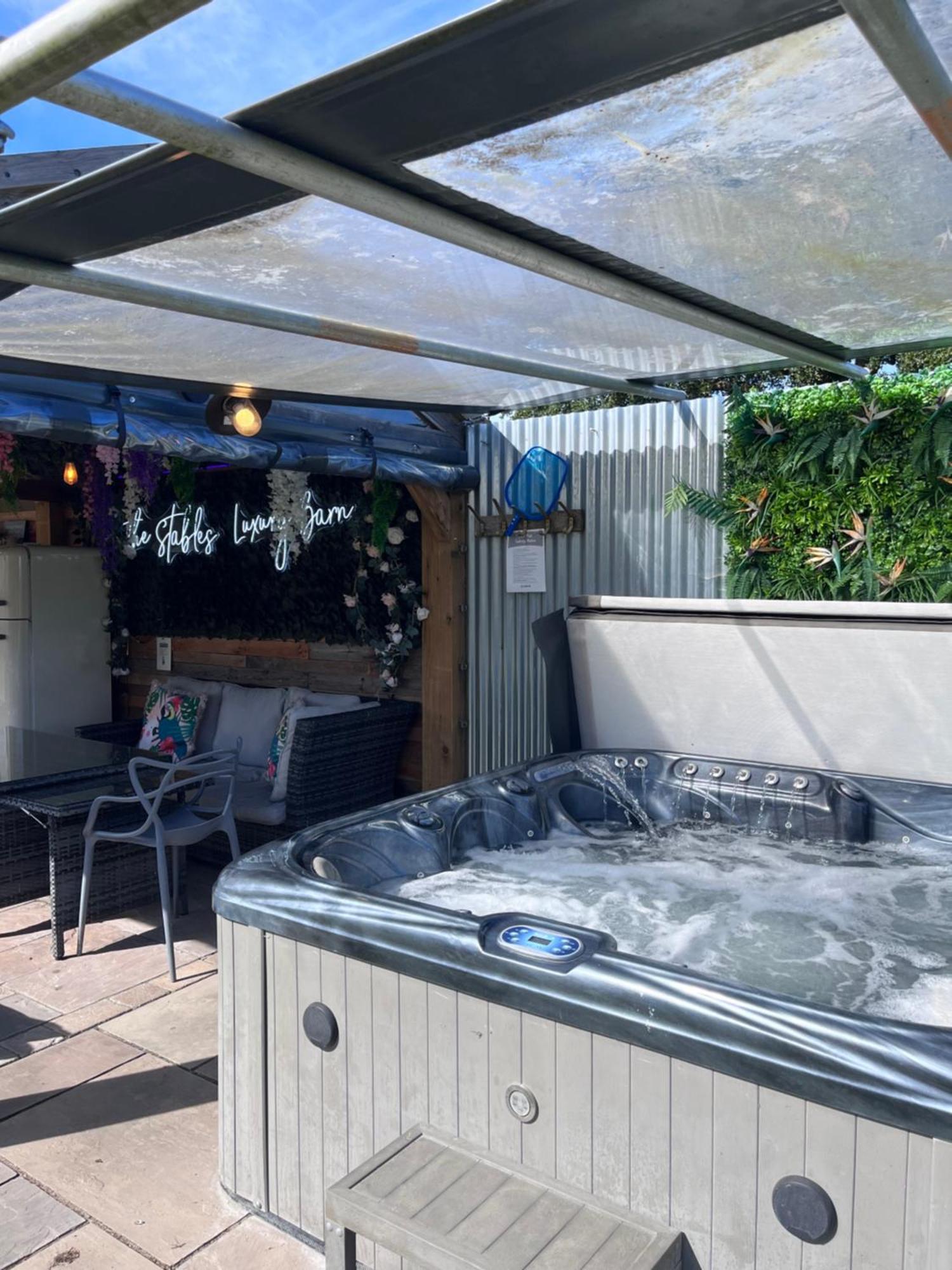 Appartamento The Stables Luxury House With Hot Tub York Esterno foto